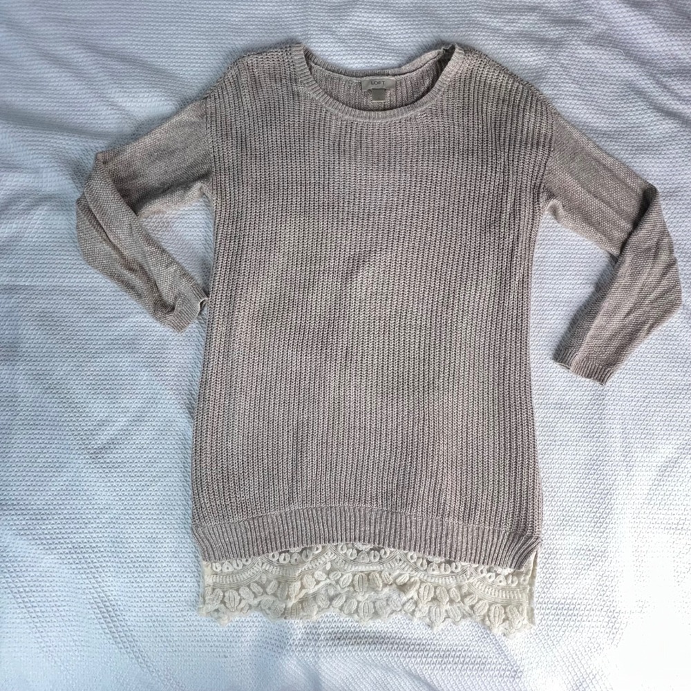 Loft Beige Knit Sweater with Lace Trim‎ Women's Size Small Long Sleeve Top Basix